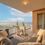 Palazzo Verdi - Seafront Luxe Retreat Apartmán