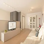 Palazzo Verdi - Seafront Luxe Retreat 公寓 巴里